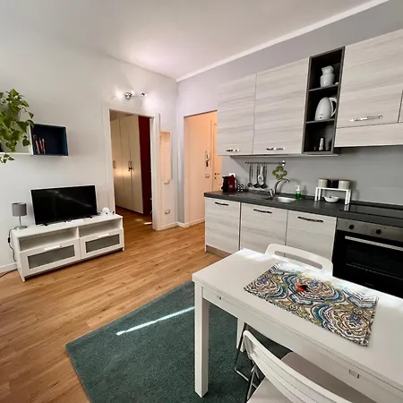 Appartamento Cute Flat - Price - Wi Fi - Ac - Tv *